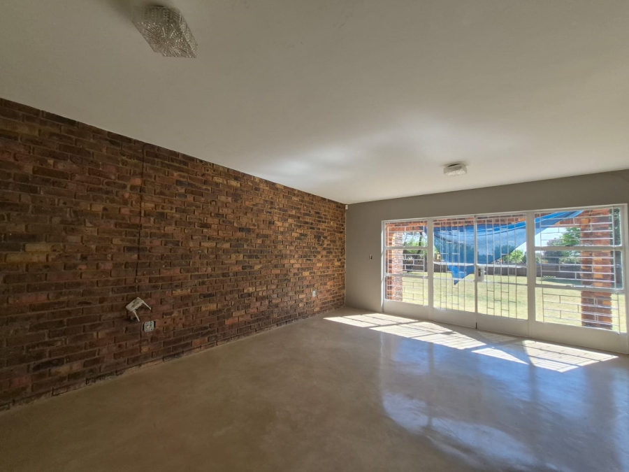 3 Bedroom Property for Sale in Vaalpark Free State